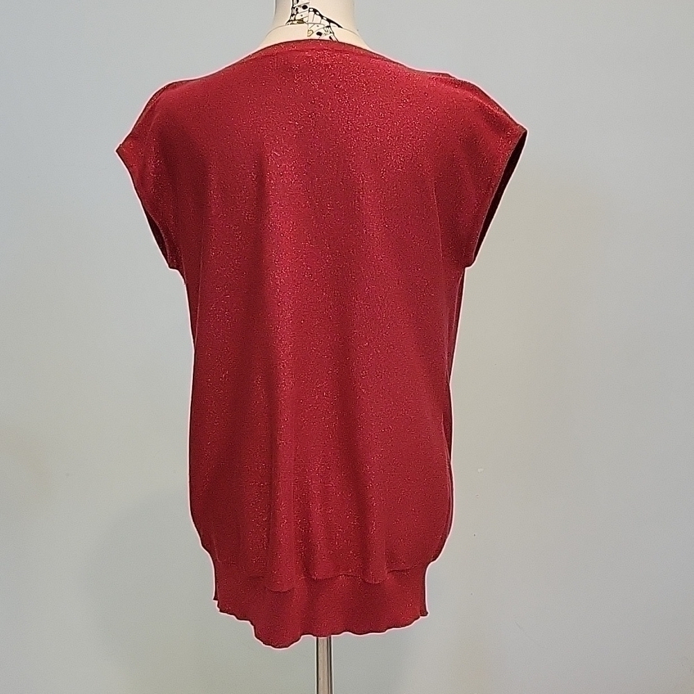 MICHAEL KORS red metalic capped sleeves top.  Size Medium. - Picture 3 of 6